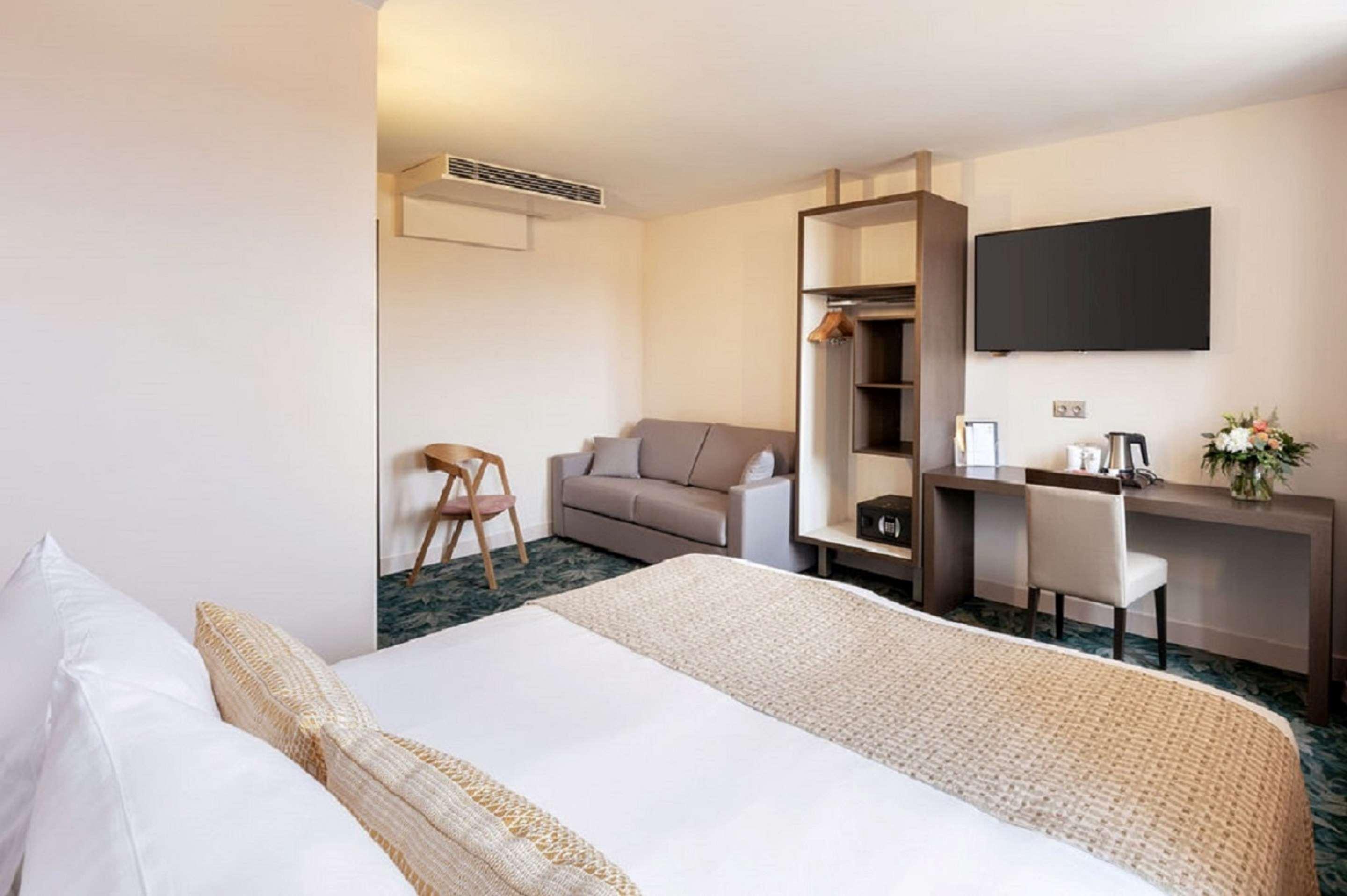 Western Centre Gare 4*